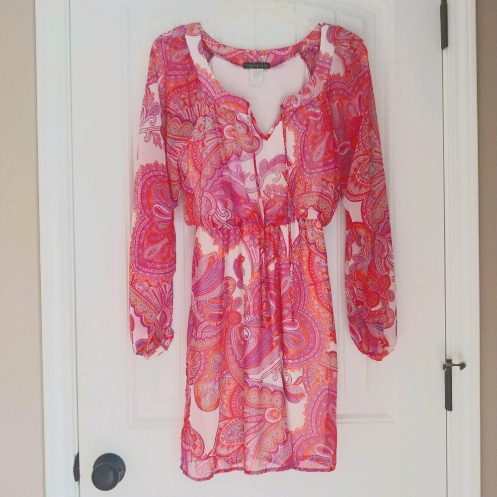🌺 Beautiful Bright Printed 🦋 Flowey Dress Size 3